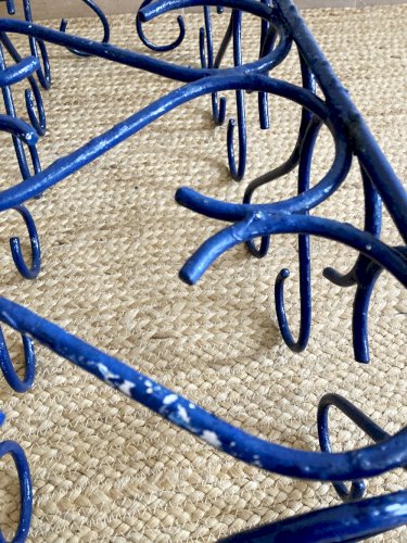 Duo de jardinières en fer forgé peint en bleu, années 1960