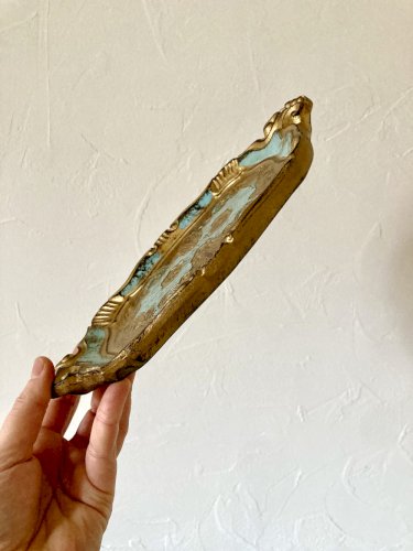 Duo de petits plateaux florentins en bois peint