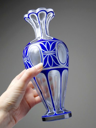 Duo de petits vases cristal "overlay" taillé émail bleu et blanc anciens