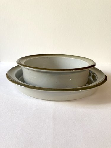 Duo de plats de service en grès de grand feu, faïencerie de Brenne, années 1970-1980