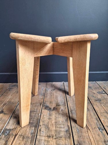 Duo de tabourets trèfle par Marcel GASCOIN, meubles sièges design anciens