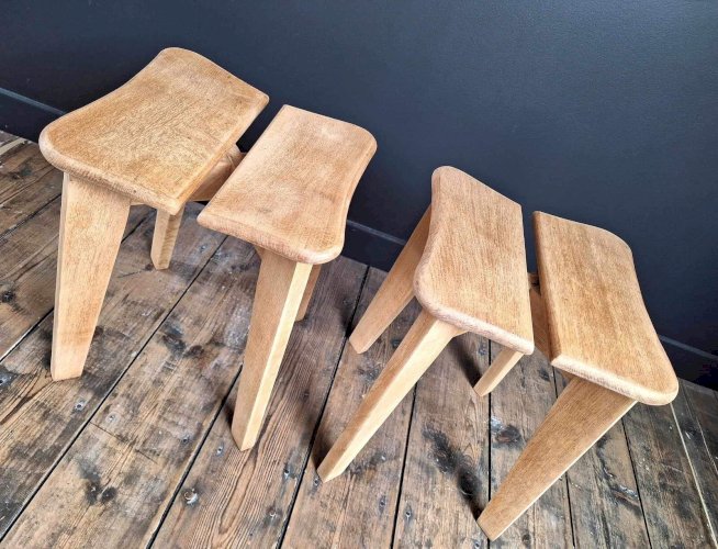 Duo de tabourets trèfle par Marcel GASCOIN, meubles sièges design anciens