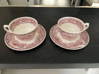 Tea cup duo
