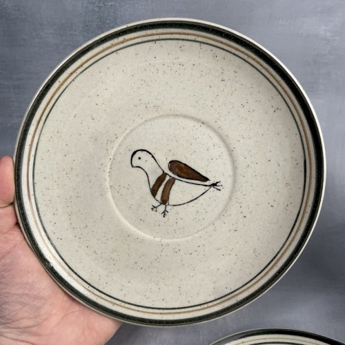 Duo grosse tasse avec soucoupe en grès moucheté décor d'oiseaux