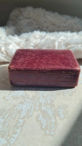 Ecrin ancienne 2en 1 boite pour bijoux collier et pendentif et présentoir