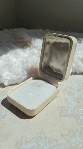 Ecrin ancienne boite pour bijoux