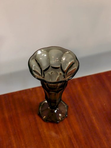 Edmond, le vase en verre vert N°90