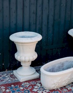 Edmond, the Médicis vase in stone No. 14