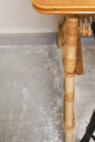 Edouard, le bureau en rotin et bois Louis Sognot N°518