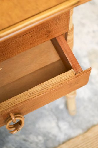 Edouard, le bureau en rotin et bois Louis Sognot N°518