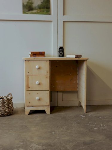 Edouard, le bureau pour enfant en bois N°550