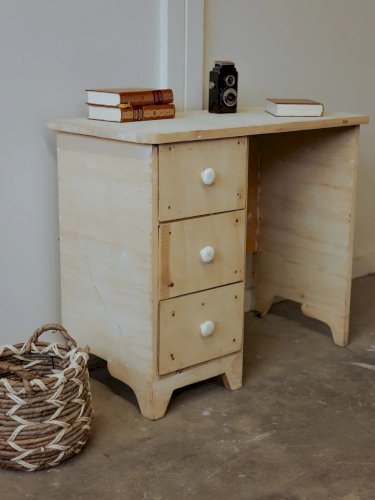 Edouard, le bureau pour enfant en bois N°550