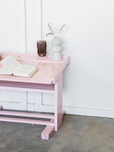 Edouard, le bureau pupitre rose N°258