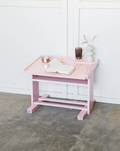 Edouard, le bureau pupitre rose N°258