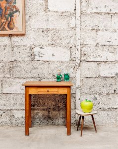 Edouard, the small wooden desk No. 320