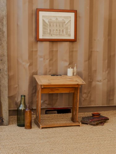 Edouard, le petit pupitre en bois N°446