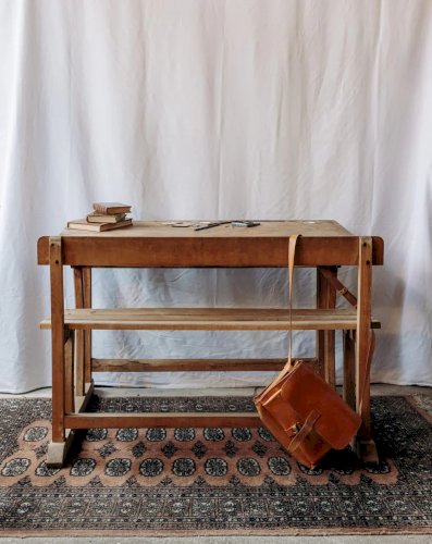 Edouard, le pupitre en bois clair N°458