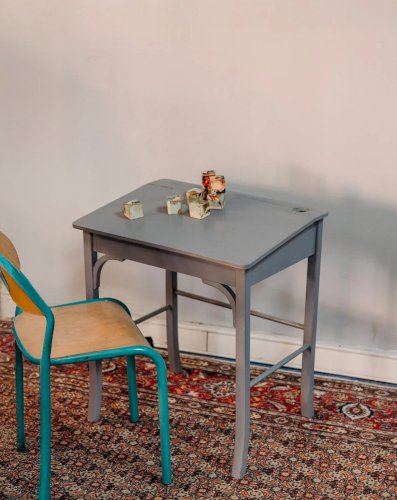 Edouard, le pupitre gris en bois N°519