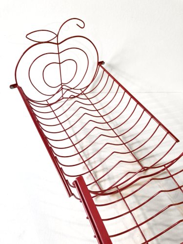 Égouttoir vintage en métal rouge, forme de pomme