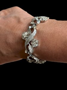 Elegant Bracelet Coro vintage 1950s Retro-Glamour collection - signed