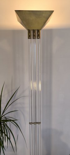 ✨✨ Magnifique et rare lampadaire Allemand signé VEREINIGTE WERKSTÄTTEN en lucite et laiton ✨✨