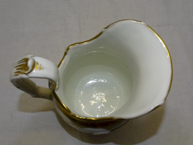 -ELEGANT PICHET BROC à EAU PORCELAINE DE PARIS XIXe COLLECTION VITRINE D