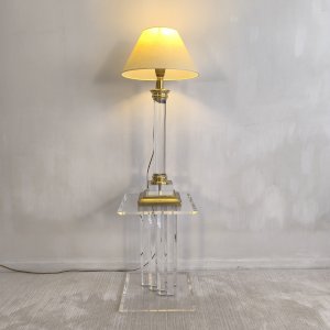 ?✨ Elégante lampe Colonne signée ‘’Le Dauphin’’ vintage 70/80 en altuglas et laiton abat-jour neuf ✨?