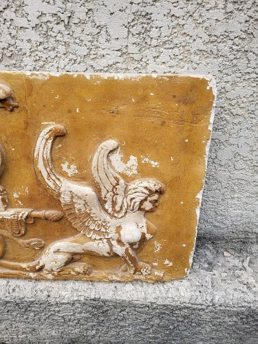 ELEMENT DE DECORATION EN PLATRE