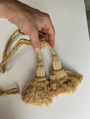 embrace embrasse de rideau a pompons passementerie longueur 60 cm