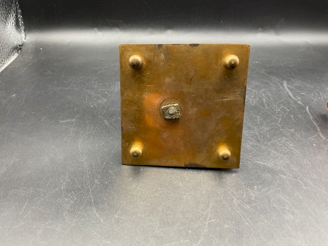 ENCRIER-PORTE PLUME, BRONZE ET ONYX, EMAUX CLOISONNES, XIXeme