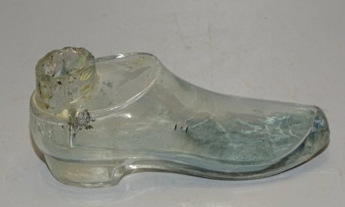 -ENCRIER VERRE BLEU FORME CHAUSSURE N ANTOINE sur TALON en EPAISSEUR INKWELL  D