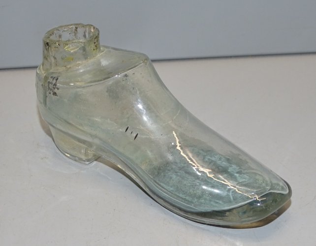 -ENCRIER VERRE BLEU FORME CHAUSSURE N ANTOINE sur TALON en EPAISSEUR INKWELL  D