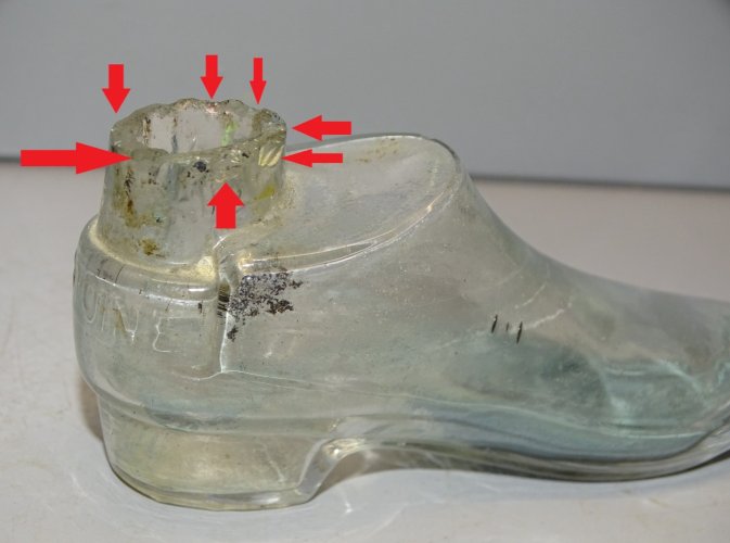 -ENCRIER VERRE BLEU FORME CHAUSSURE N ANTOINE sur TALON en EPAISSEUR INKWELL  D