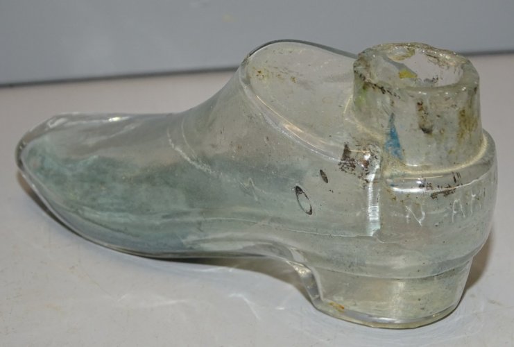 -ENCRIER VERRE BLEU FORME CHAUSSURE N ANTOINE sur TALON en EPAISSEUR INKWELL  D
