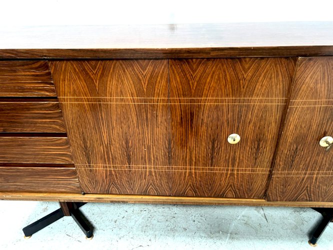 Enfilade Dannoise en bois de placage et pietement en fer XX siècle