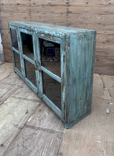 Enfilade vitrée en teck birman avec patine turquoise dorigine