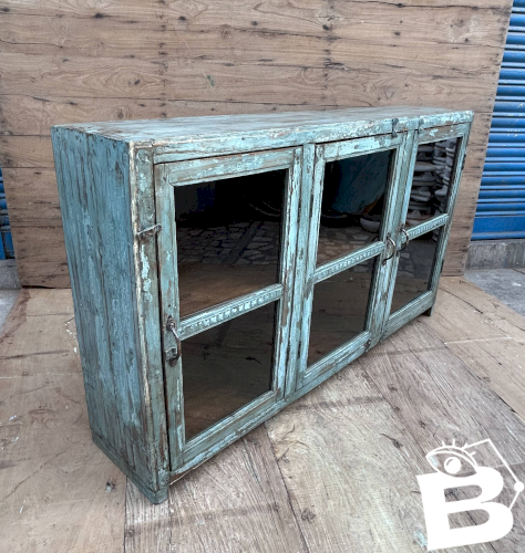 Enfilade vitrée en teck birman avec patine turquoise dorigine