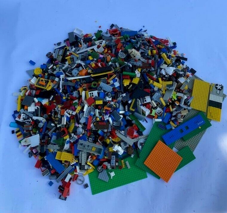 ENORME LOT DE LEGO ANCIEN POIDS 8 KILOS 600 SAC POSTE L712 - Vendu