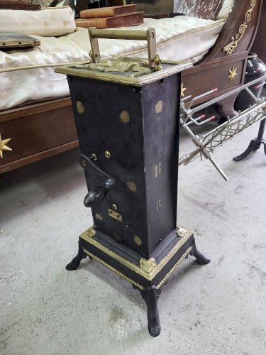 ENORME TOURNE BROCHE MECANIQUE ANCIEN AVEC 2 BROCHES POUR PIECES DE 7 KILOS