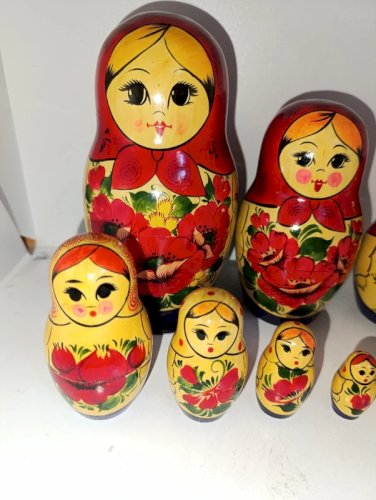 ensemble de 10 poupees matriochka gigogne russes en bois en bon etat