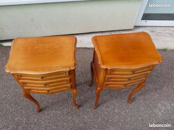 Ensemble de 2 Table de chevet Louis XV - Merisier