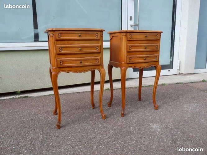 Ensemble de 2 Table de chevet Louis XV - Merisier