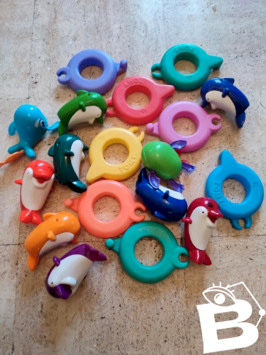 Ensemble de jouet pour bain marque TOMY en bon etat