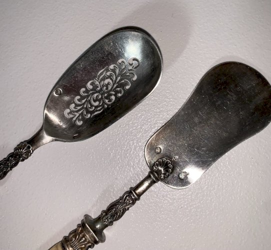 Ensemble de pelles à mignardises argent poinçon Vieillard orfèvre Queillé XIXe