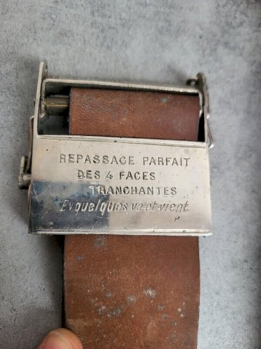 ENSEMBLE DE RASOIR ANCIEN EN COFFRET NECESSAIRE DE RASAGE APOLLO