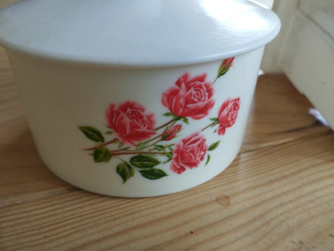 Ensemble de salle de bain vintage SYLA, distributeur papier toilette et boîte décor roses