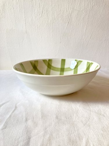 Ensemble de trois plats de service, Moulins des Loups, Orchies, modèle "Nappe"