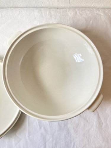 Ensemble de trois plats de service, Moulins des Loups, Orchies, modèle "Nappe"