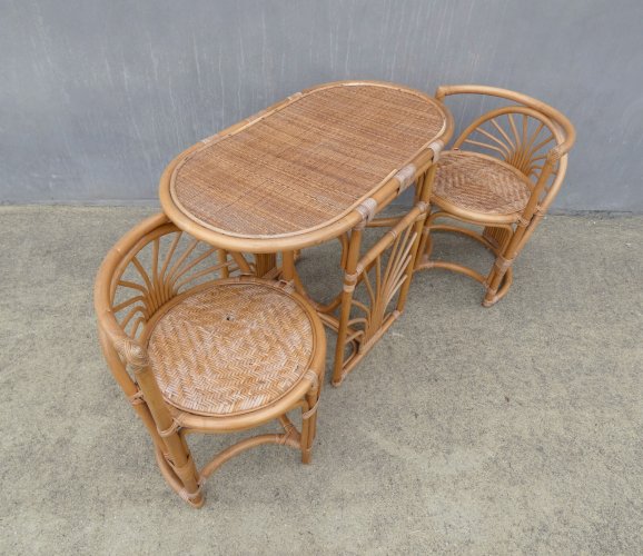 Ensemble en rotin table et fauteuils design modulable vintage