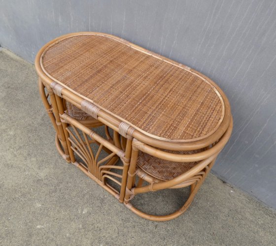 Ensemble en rotin table et fauteuils design modulable vintage
